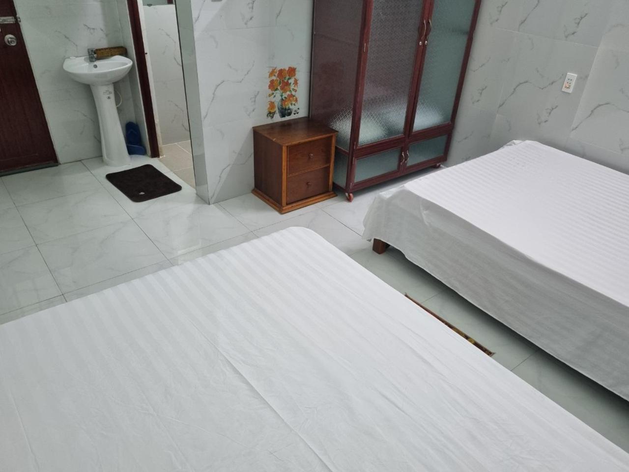 Khách sạn Ngọc Quỳnh La Gi Exterior foto