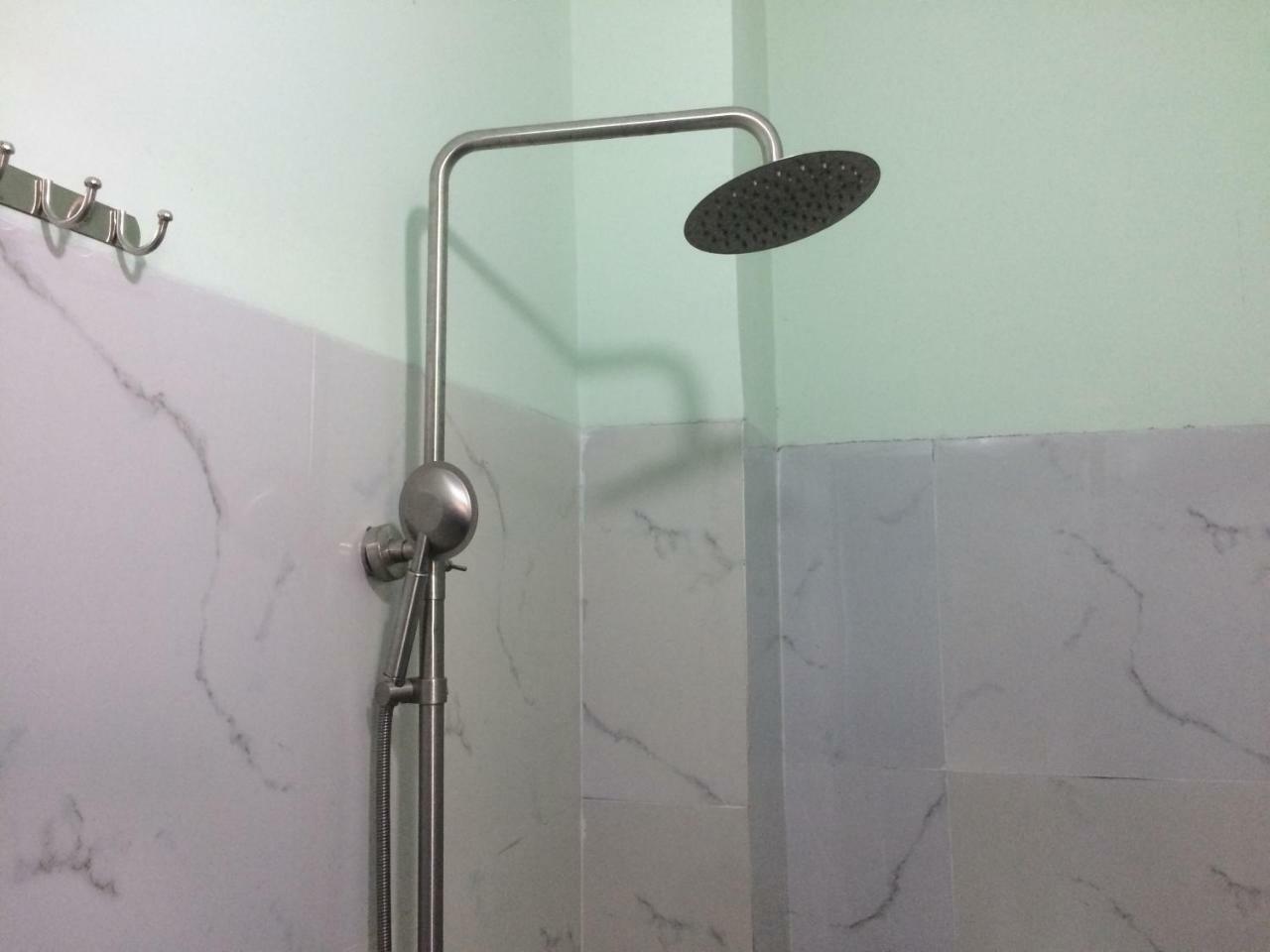 Khách sạn Ngọc Quỳnh La Gi Exterior foto